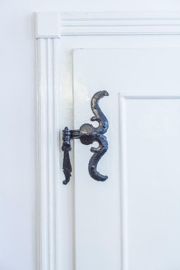 Kostas Apartments ブラショフ エクステリア 写真
