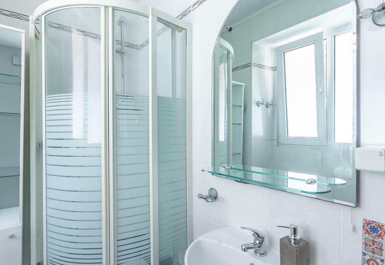 Kostas Apartments ブラショフ エクステリア 写真