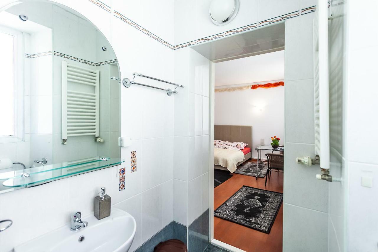 Kostas Apartments ブラショフ エクステリア 写真